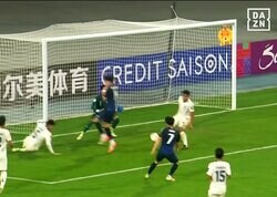 「完璧な動きだ」U-20日本代表エースの“圧巻ダイレクトショット弾”にファン大興奮！ 佐藤龍之介に「うまい！」「有言実行」など称賛の声