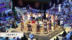 「すごい化粧まわし」“ド派手”な新十両力士が話題「イカつすぎるw」締め込みの色も話題に