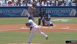 ウソでしょ…？ 大谷翔平、軽く投げて“まさかの光景”「いきなり？」“予想外のボール”に打者が動けなくなる「ドン引きやん」