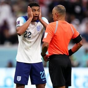 「悪夢。ふざけた主審だ」敗退のイングランド、選手やOBが判定に激怒！「説明できないほどひどかった」【W杯】