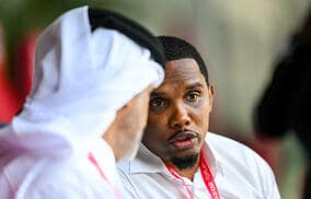 「我を失ってしまった」アルジェリア人サポーターへ膝蹴りを見舞ったエトー会長が謝罪声明…アフリカ予選の賄賂疑惑を指摘され激昂