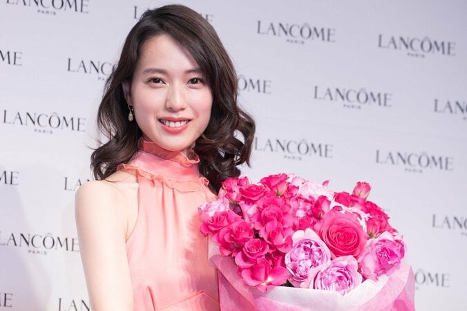 戸田恵梨香、日本人初のランコム ミューズに「どんな30代を過ごせるのか楽しみ」 1枚目