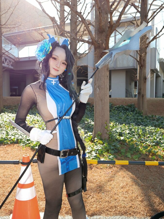 【写真・画像】『勝利の女神：NIKKE』メイデン：アイスローズコスプレ　2枚目