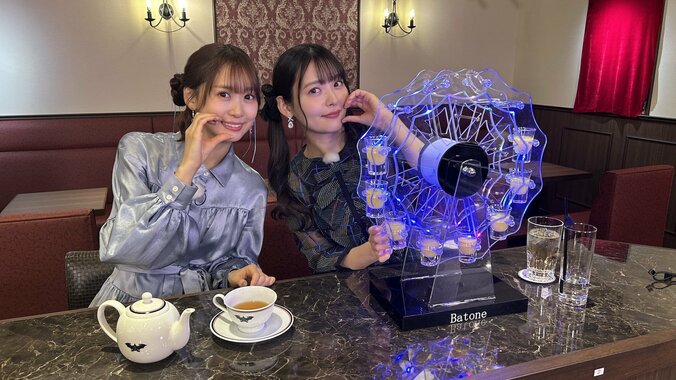 【写真・画像】芹澤優、コンカフェ初体験で大興奮「ドギャァァァ！」上坂すみれプロデュースのコンカフェ「Twilight Rouge」を堪能　1枚目