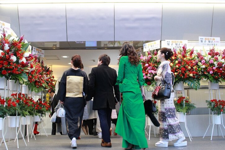 『孤狼の血』がホステス同伴試写会を実施　丸の内に「club梨子」をOPEN