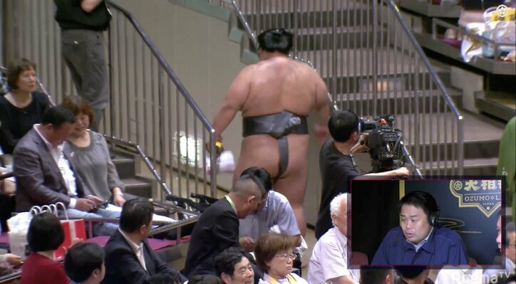 貴景勝に黄色信号！？　御嶽海に勝って3勝目も右脚を痛め苦悶　雷親方「（歩き方に）違和感がありますね」