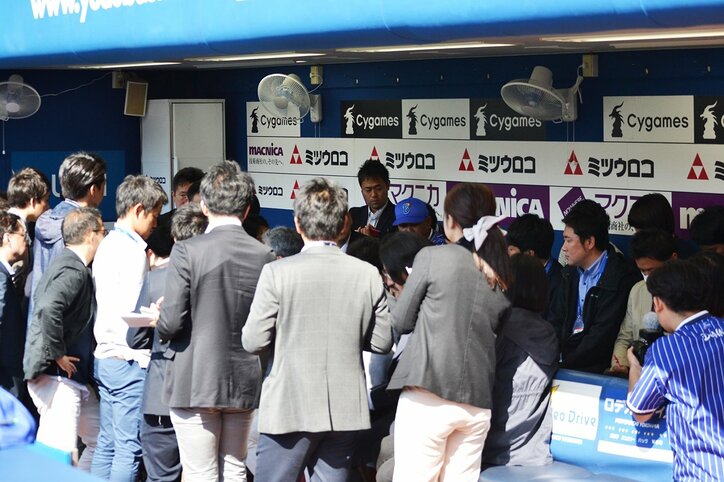 ラミレス監督の“囲み”に記者40人 横浜DeNAがメディアに取り上げられる理由