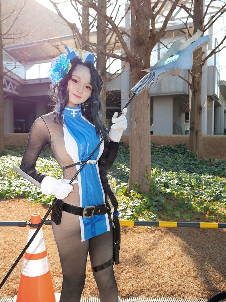 【写真・画像】『勝利の女神：NIKKE』メイデン：アイスローズコスプレ　2枚目