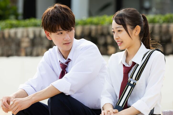 片思い高2女子、好きな男子がデート中に本命女子にプレゼントを買っていたことを知り…告白直前に衝撃の涙『今日好き』サムイ島編最終話