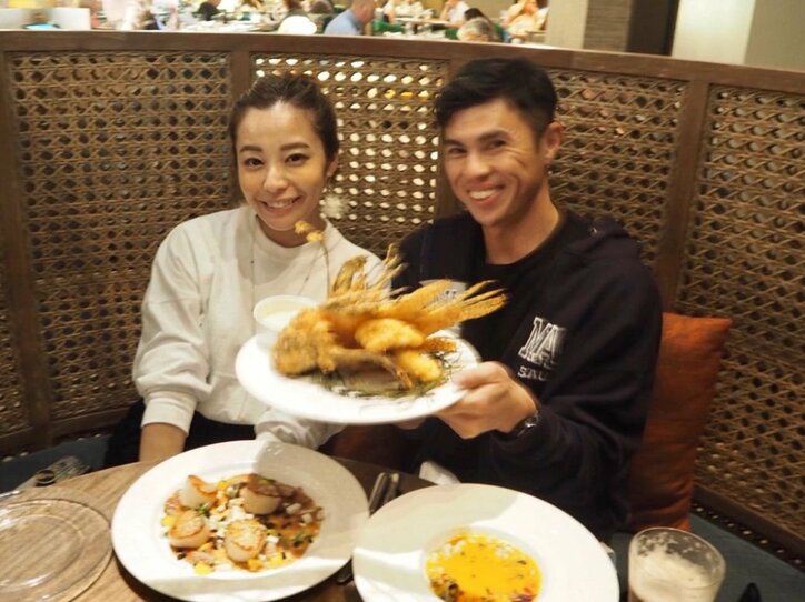 小島よしお、妻とバハマ旅行を満喫「迫力がすごい」