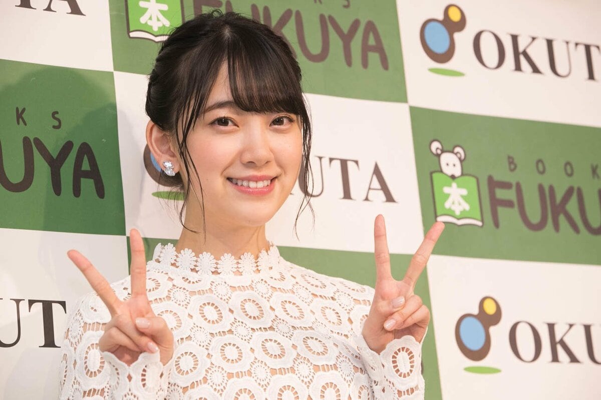 乃木坂46・堀未央奈「両親が泣きながら見てくれた」 初ソロ写真集『君