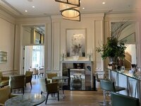 デヴィ夫人『ロンドンの素敵なホテル、レストラン♪ ~②』