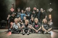 ワンオクTaka、仲間達との集合ショットを公開し話題「いっぱい詰まった写真」「カッコ良すぎです」