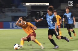 “疑惑の判定”に川崎ファン憤慨！「大誤審やんけ」「自分でコケてる…」同点ゴールが取り消された一部始終「ホームだけど中東の笛」「VAR機能してない」