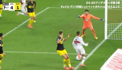 スレスレすぎる…ドリブル成功率100％男が“神業突破”で欧州衝撃！「魔法」「マスタークラス」チェイス・アンリ同僚がエグかった瞬間