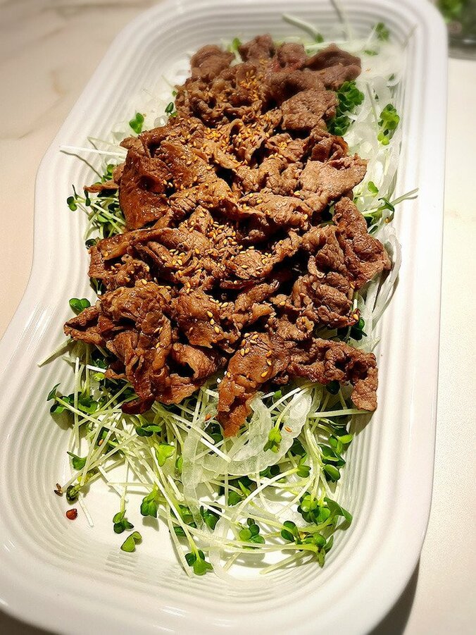 小川菜摘、メニューに困った時に作る料理を紹介「もりもり食べられる」 1枚目