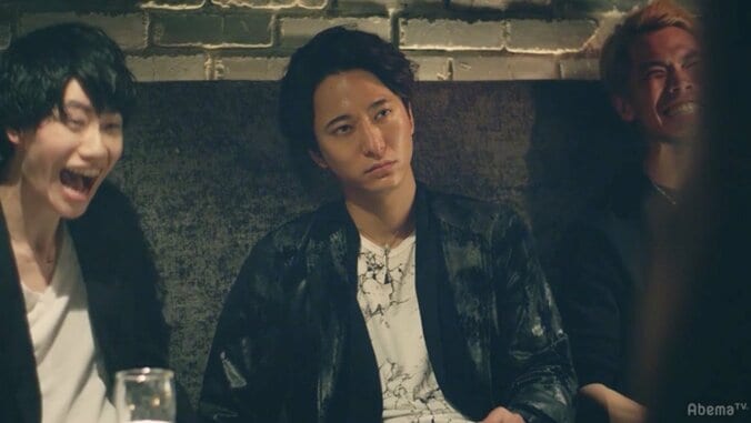 三浦翔平が全裸を披露し視聴者大興奮「めっちゃいい尻」「全てが綺麗」 2枚目