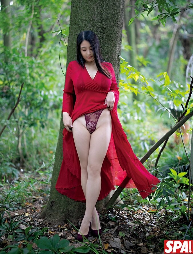 “ハピネスカップ”トロたん、「グラビアン魂アワード2025」みうらじゅん大賞受賞記念撮り下ろしグラビア 『週刊SPA！』 1枚目