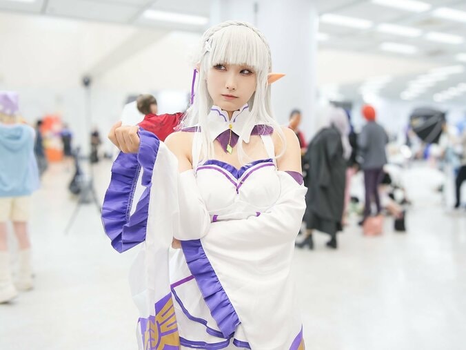 【写真・画像】『Re:ゼロから始める異世界生活』エミリアコスプレ画像　3枚目