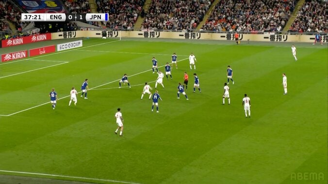 「プレミア移籍まったなし」佐野海舟の“急反転パスカット”に騒然！ビッグクラブ勢の連携を1人で“神回収”「流石だ」 4枚目