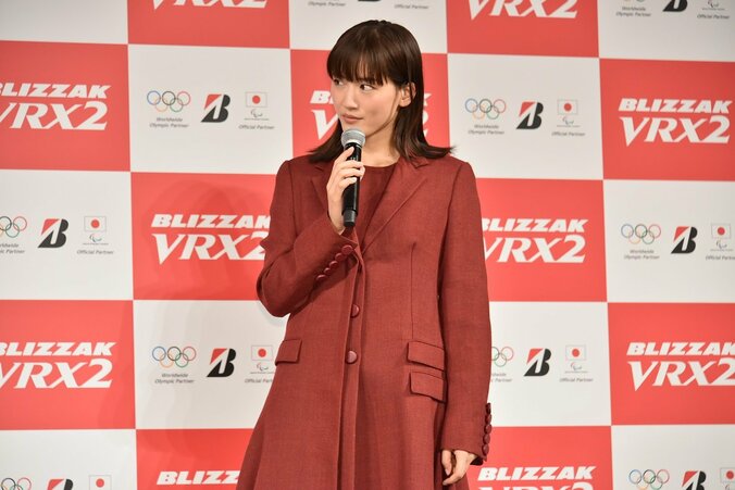 綾瀬はるか、体の柔らかさに自信あり！「わりと柔らかめ」 4枚目