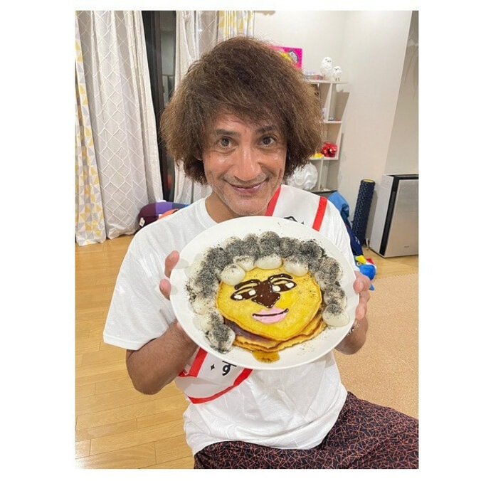 丸山桂里奈、57歳になった夫・本並健治氏の誕生日を祝福「とにかく幸せです」 1枚目