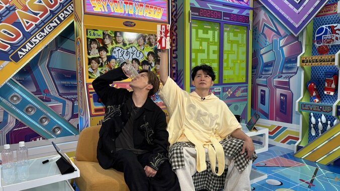 【写真・画像】下野紘＆入野自由が“奇跡のピタリ賞”にスタジオ騒然…賞金74,000円獲得に「今日もう帰ろう、飲みに行こう」　1枚目