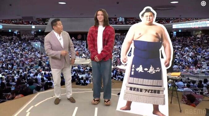 身長180センチの元若乃花が小さく見えるほどスタイル抜群な嵐翔真