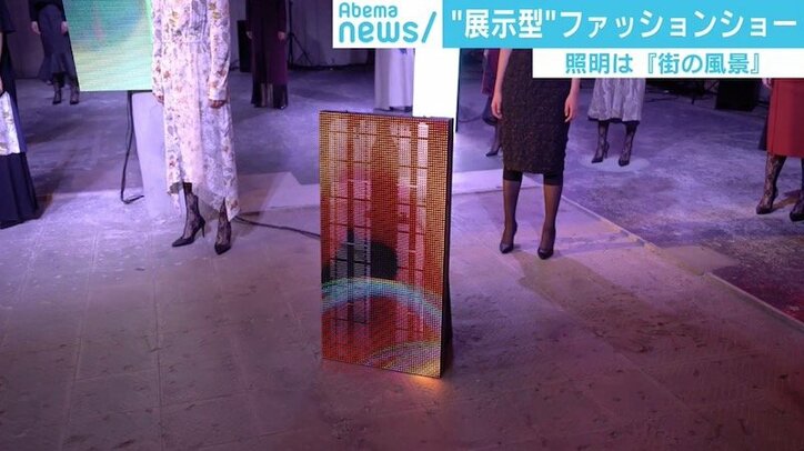 落合陽一×鈴木えみが異色のコラボ “逆”ファッションショーで会場を魅了