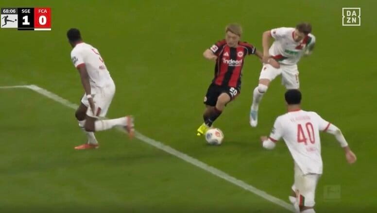 「1人でぶっ壊した」堂安律、超絶ステップ&ドリブル突破にファン騒然「キレキレだわ」衝撃ゴラッソで今季4ゴール目