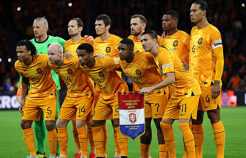 【大得価低価】オランダ代表ユニフォーム　2010年南アフリカW杯 ウェア