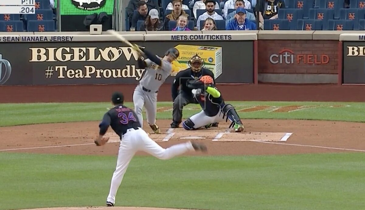 球場騒然！ 千賀滉大の剛速球で“打者ドン引き”「マジか」「これは