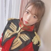 「機動戦士ガンダム」女シャアに変身？タレント・月野ももの軍服姿が「めっちゃ可愛い」と大好評