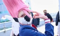 アイラの柔らかさを見事に表現！ポージング練習が生んだ美麗コスプレ