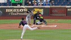 球場騒然！ 千賀滉大の剛速球で“打者ドン引き”「マジか」「これはビビる」 “お化け”封印… 全球ストレート勝負→マン振り三振「カッコ良すぎ」