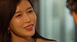 34歳美人社長「なるべく見ないように…」 “どストライク”な婚約相手にニヤけまくり「私のために選ばれた人」