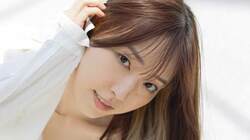 譜久村聖、ネクストステップへ進む“メモリアルグラビア”、水着姿も 『ヤングガンガン』モー娘。卒業後ソロ初登場＆表紙