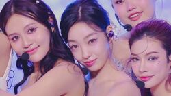 美しすぎて椅子から立ち上がる審査員も！スタイル抜群の練習生たちの天女のようなパフォーマンスに歓声鳴りやまず「芸術作品のよう」