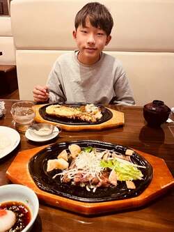 ダイアモンド☆ユカイ、次男と久々に訪れた店での会計金額「久しぶりだから好きなもの食えよ」 