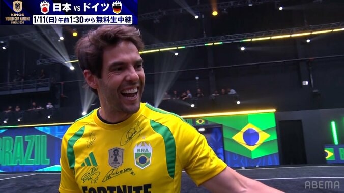 レジェンド・カカ登場に場内沸騰！華麗なPK弾＆神への祈りにネイマールも大興奮！日本には「特別な親しみを持っている」【キングスW杯】 5枚目