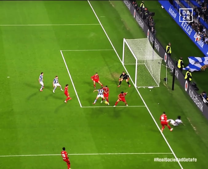 １人目のスルーの瞬間