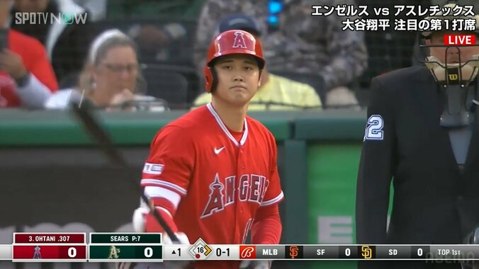 大谷翔平が見たい！ ネット裏に敵ファンが殺到の珍事「みんなカメラ構えてて草w」驚きの声 1枚目