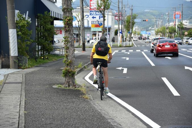 この直後、地元ファンに呼び止められ写真撮影に快く応じていた姿を目撃
