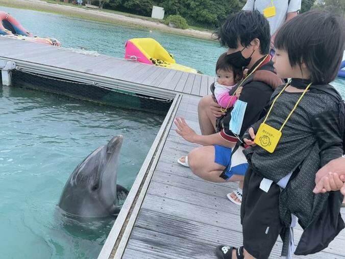  川崎希、沖縄旅行中の息子の行動に全員が驚き「本当にすごすぎて」  1枚目