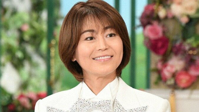 氷川きよし、7kg減量して合わせた話題の“ハイレグパンツ”姿「皆さん気になることが多いみたい」 5枚目
