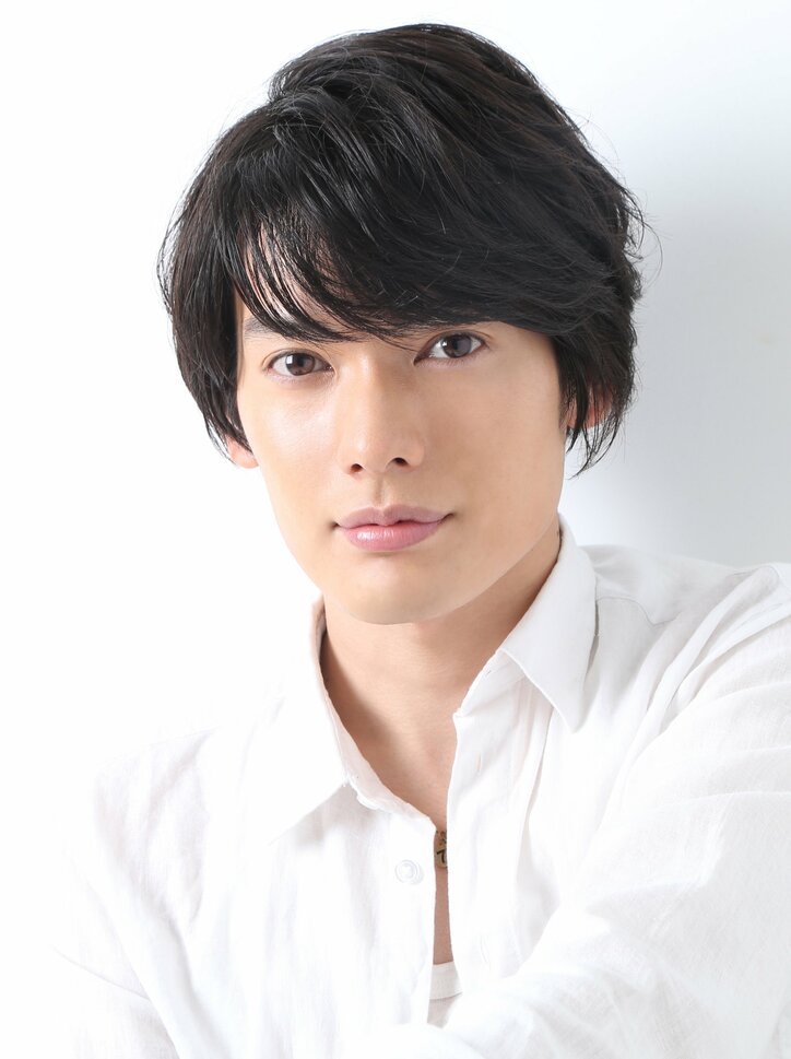 『煉獄に笑う ～舞台×原作～展』音声ガイドに鈴木拡樹、崎山つばさ、前島亜美が決定「3人で遊べるトーク挟めたらいいな」