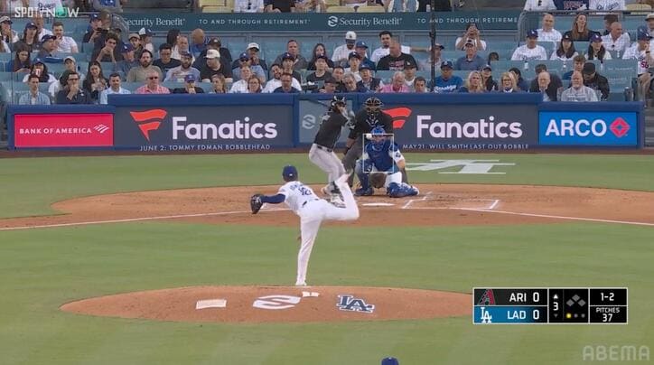 【写真・画像】山本由伸の落差がえげつない“魔球”にファン騒然「えぐい」「ビッタビタ」相手打者も呆然リアクション