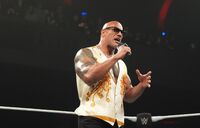 【映像】「2人も似すぎ」“ロック様”×愛娘の胸熱シーン