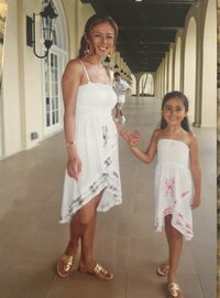 武田久美子、約10年前に撮った娘とのペアルックを公開「私まだ日焼けしてました」