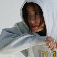 「この路線推します」「カッコいい」土屋太鳳の“イケメンショット”をファン絶賛